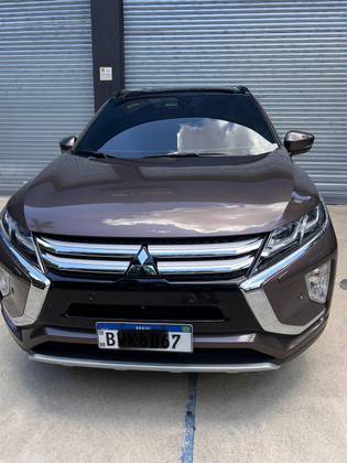 MITSUBISHI ECLIPSE CROSS 1.5 MIVEC TURBO GASOLINA HPE-S S-AWC CVT MITSUBISHI ECLIPSE CROSS 1.5 MIVEC TURBO GASOLINA HPE-S S-AWC CVT